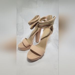Charlotte Russe Heel Size 6